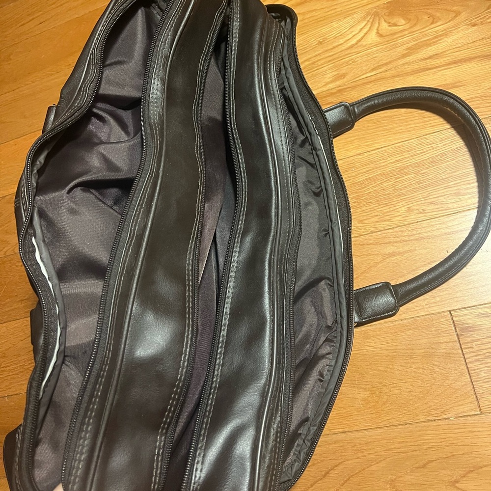 Kingport Brown Leather carryon duffle gym Bag - Picture 3 of 6